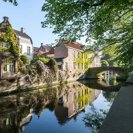 Cornerhouse Level By Romy&travis Guest house Bruges