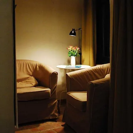 Cornerhouse Level By Romy&travis Guest house 4*